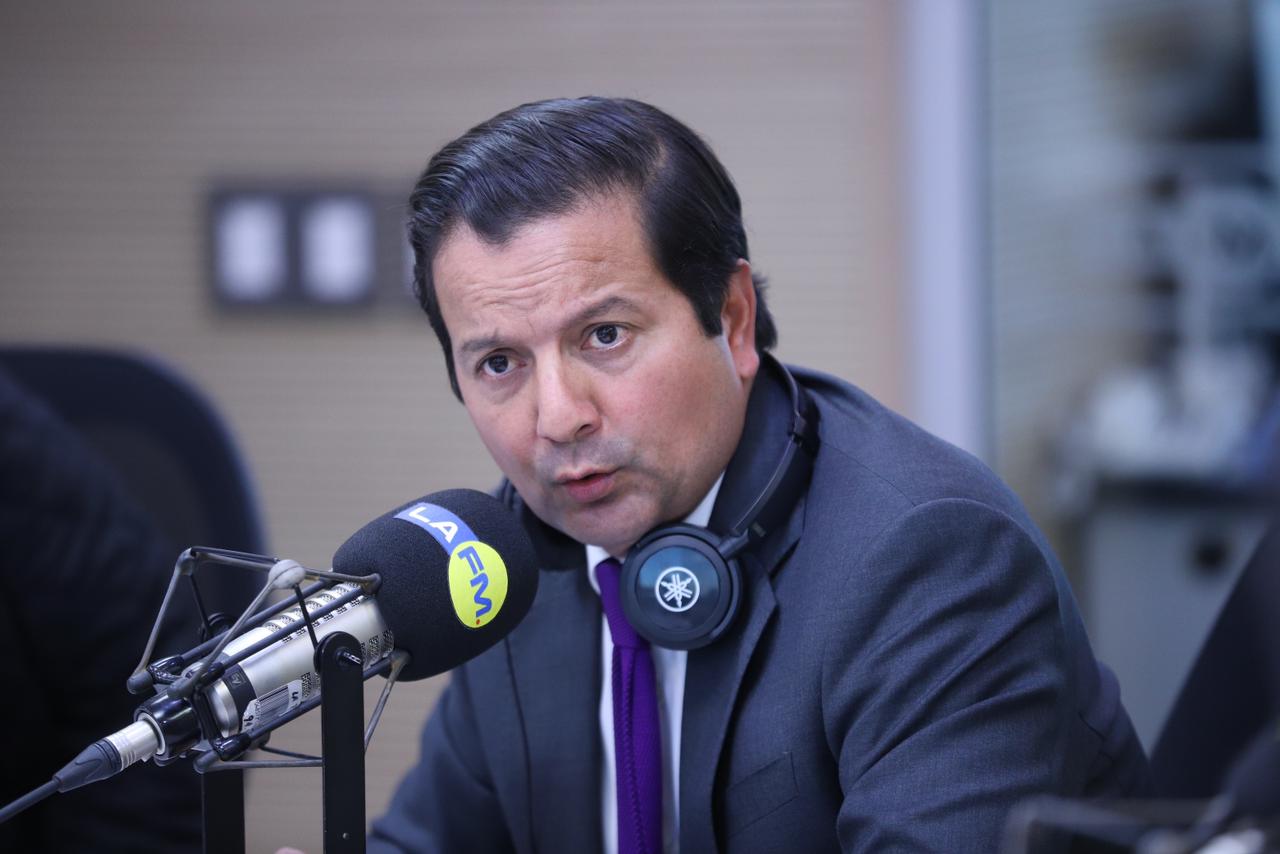 David Luna en Tribuna RCN hablando para La FM